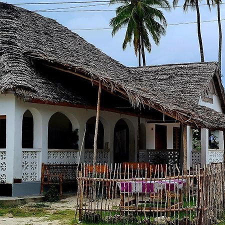 Afrobukuu House Hotel Paje Exterior foto